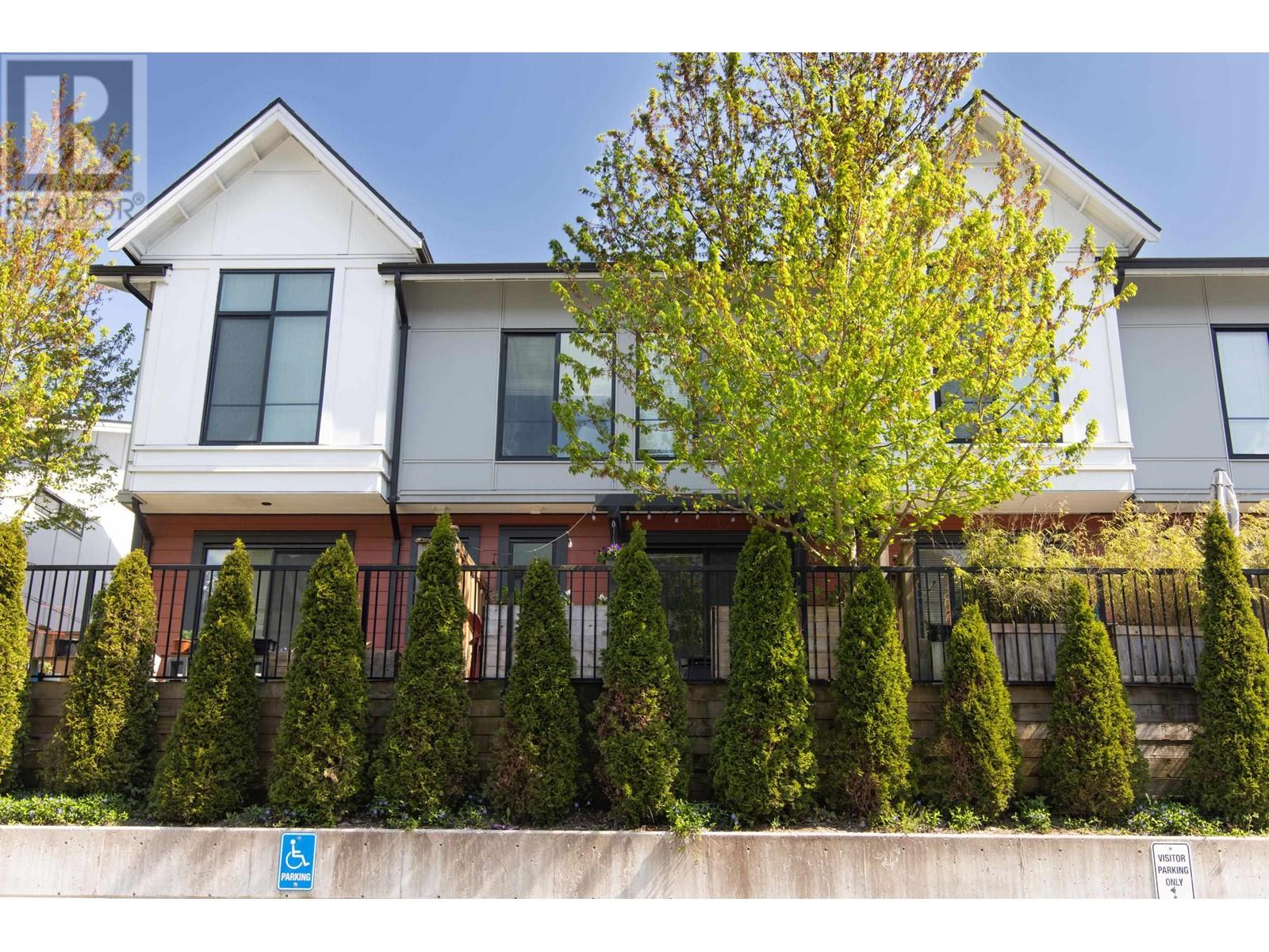 38349 EAGLEWIND BOULEVARD, Squamish
