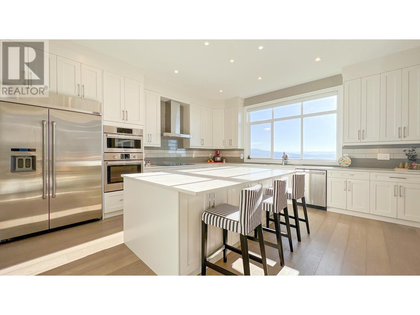 1435 SHAY STREET, Coquitlam
