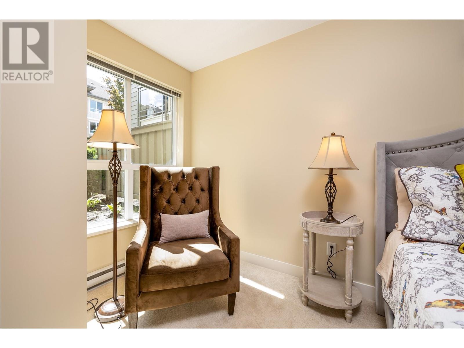 103 1093 Sunset Drive, Kelowna