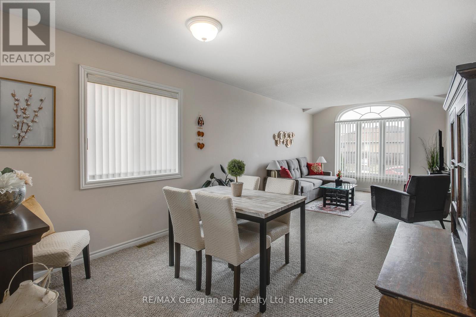 Photo 31 of 1085 Whitney Crescent, Midland ON