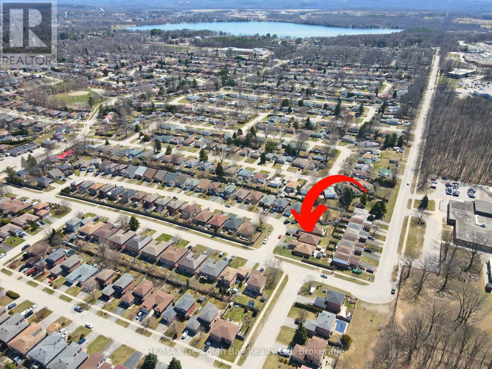 Photo 21 of 1085 Whitney Crescent, Midland ON