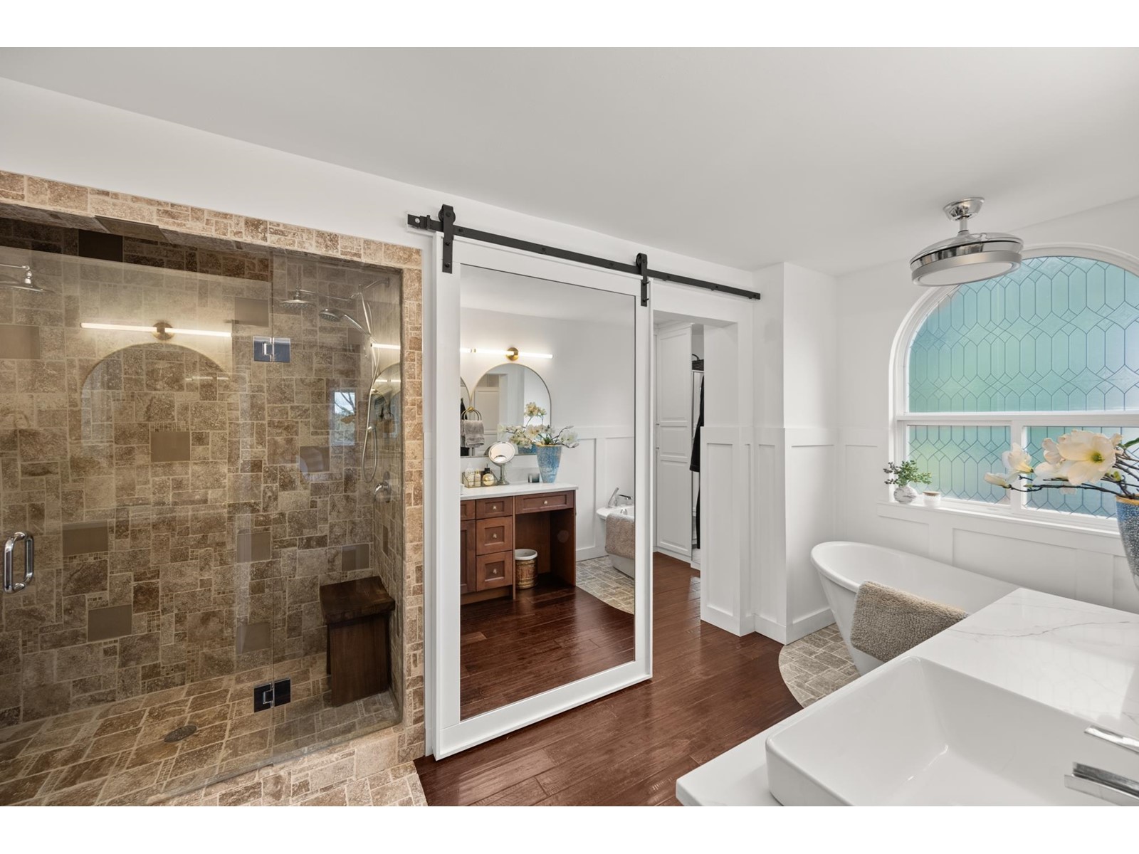 24244 60 AVENUE, Langley
