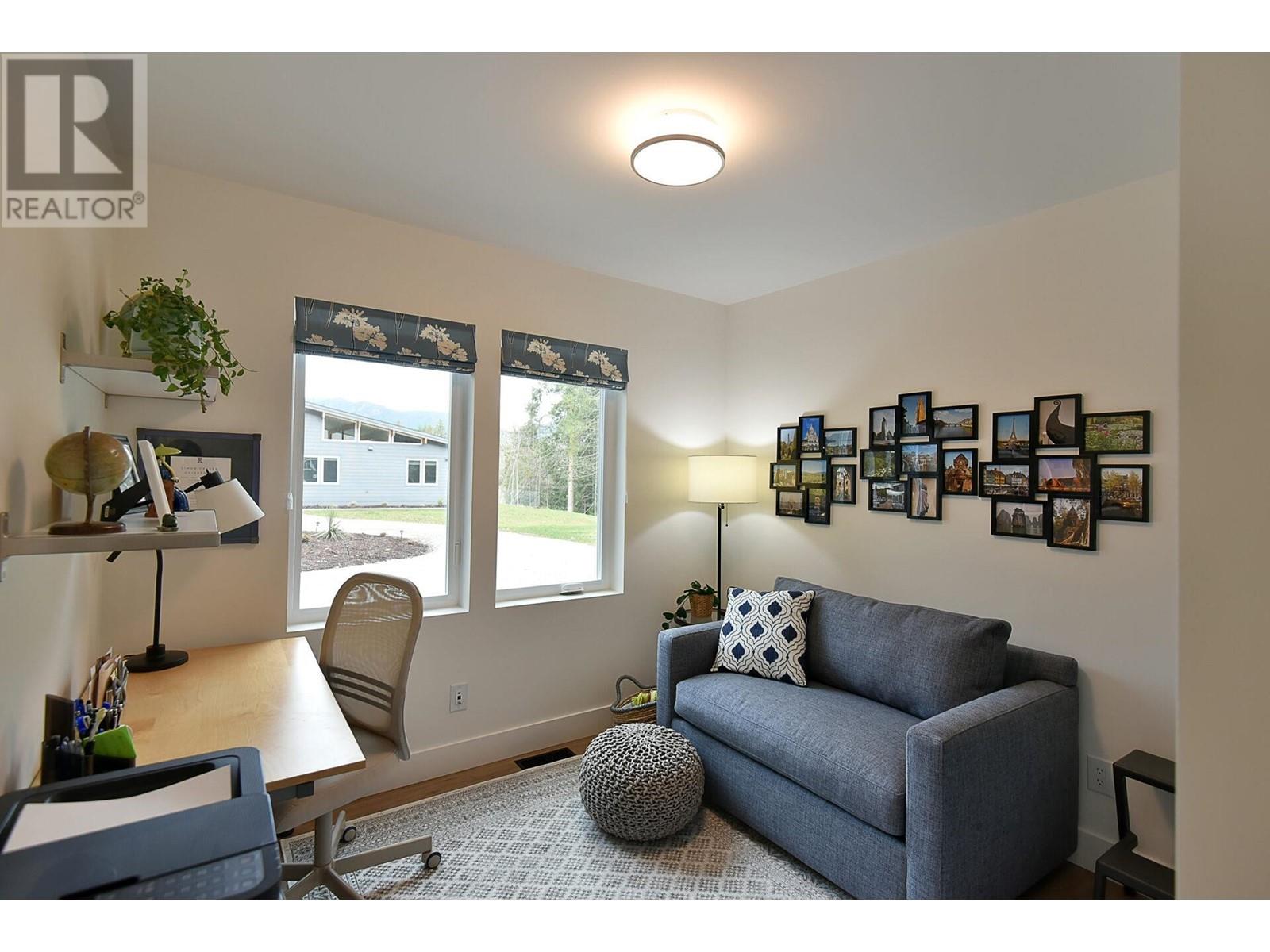 5961-5963 RIPPLE WAY, Sechelt