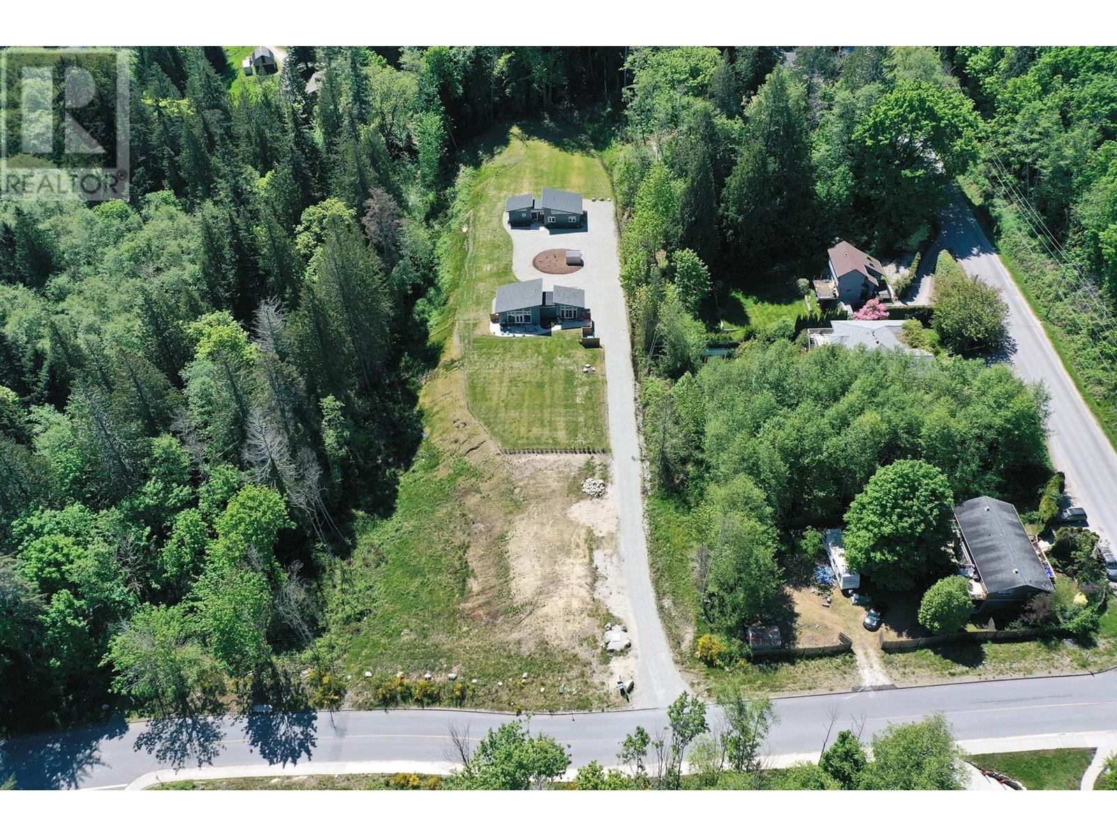 5961-5963 RIPPLE WAY, Sechelt