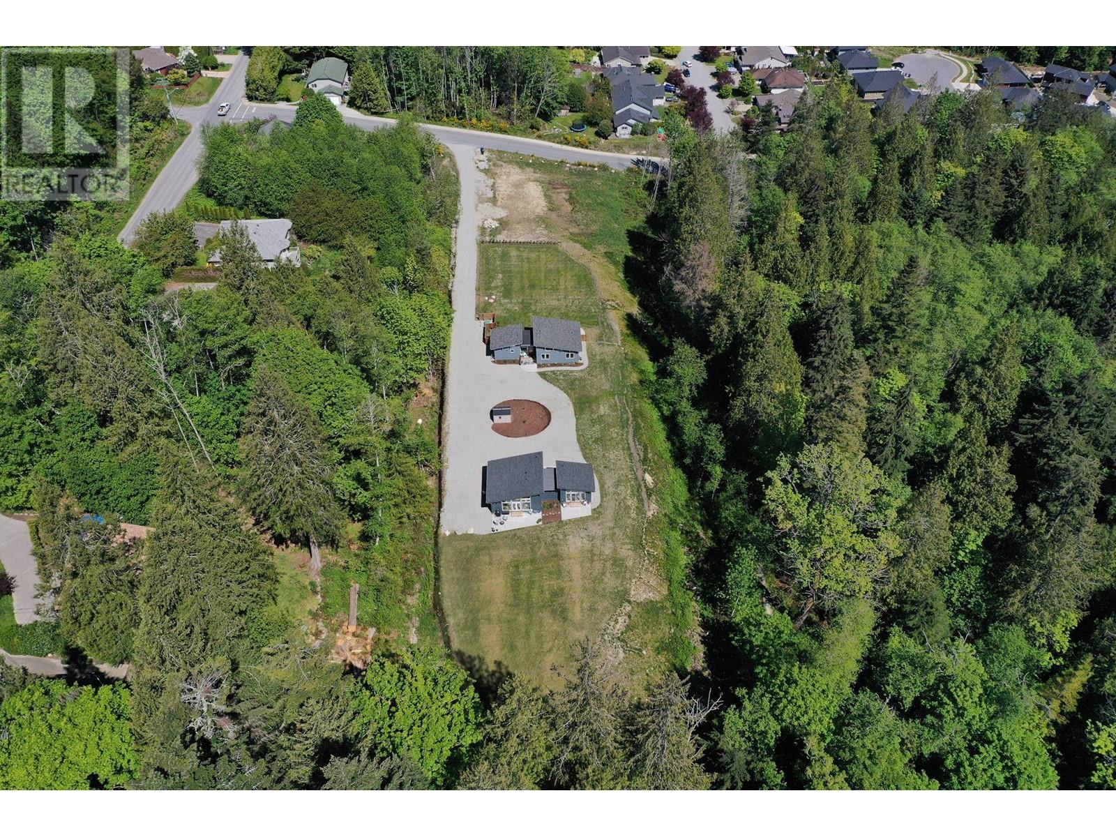 5961-5963 RIPPLE WAY, Sechelt