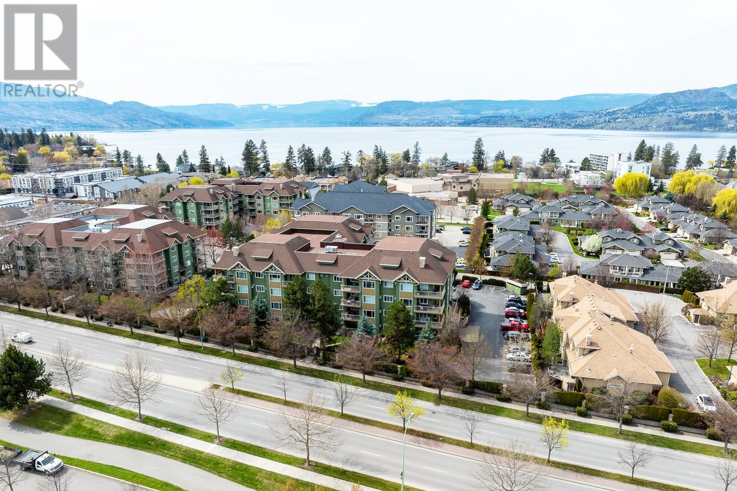 201 688 Lequime Road, Kelowna