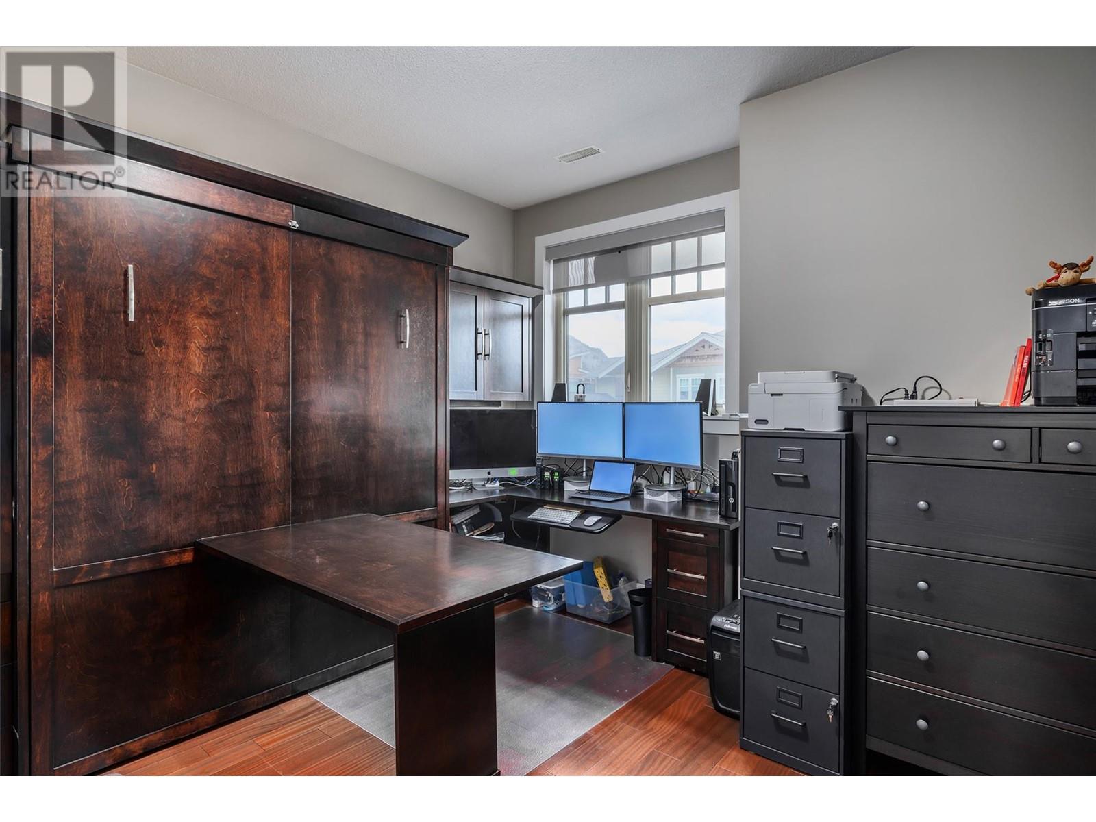203 4000 Redstone Crescent, Peachland