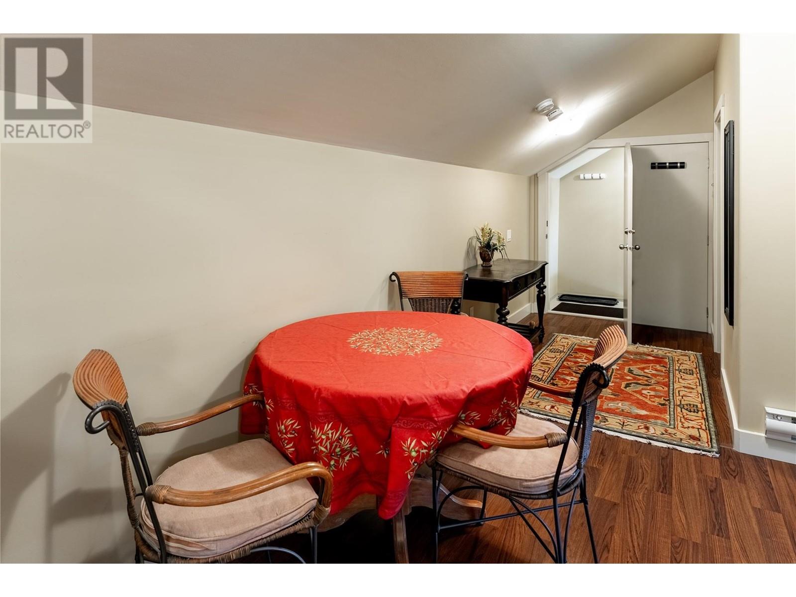  605 ALMANDINE Court, Kelowna