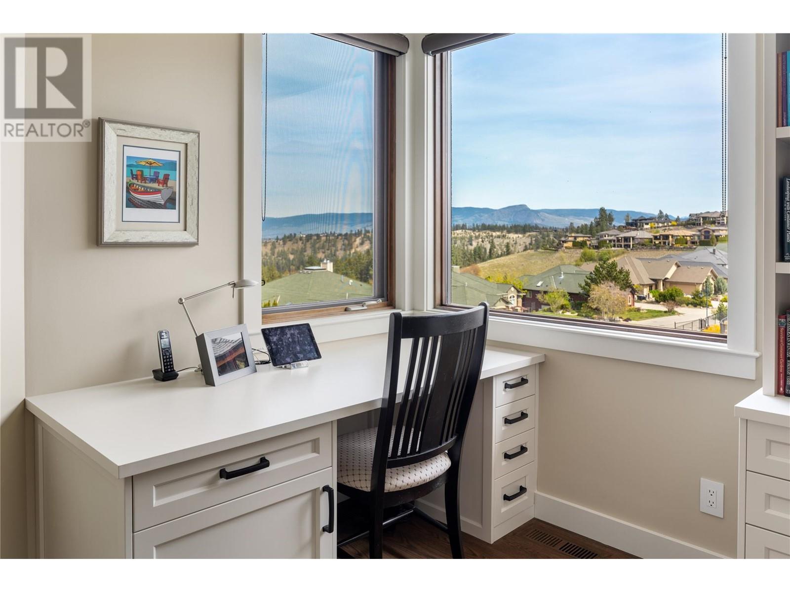  605 ALMANDINE Court, Kelowna