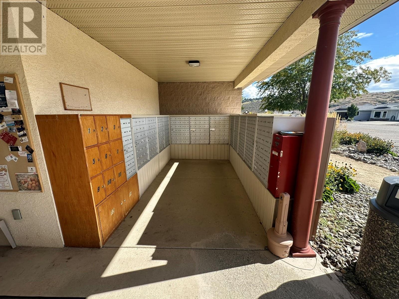  211 2nd Street, Vernon