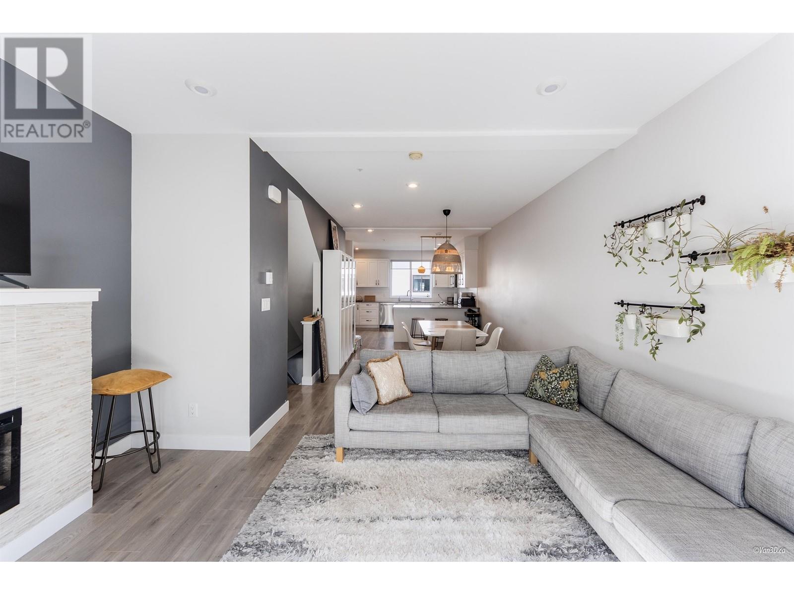69 1188 MAIN STREET, Squamish real estate listing R2994604
