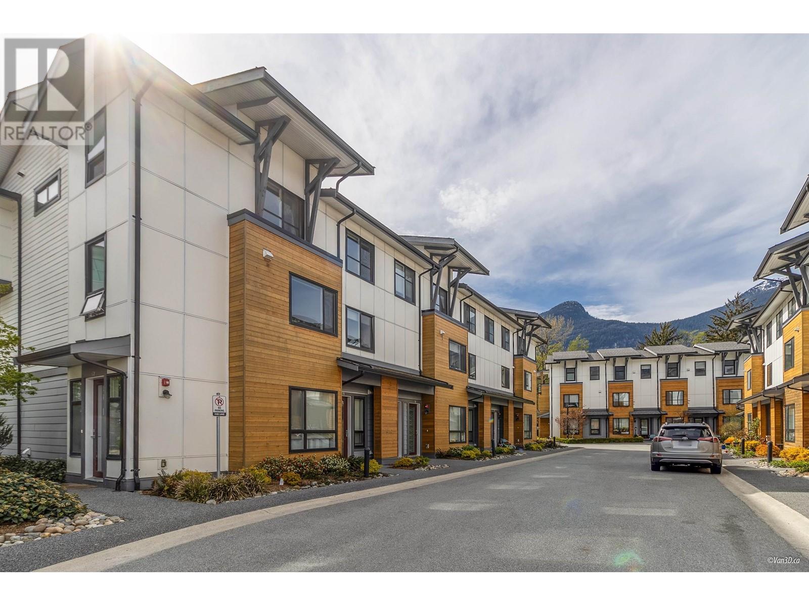 69 1188 MAIN STREET, Squamish real estate listing R2994604