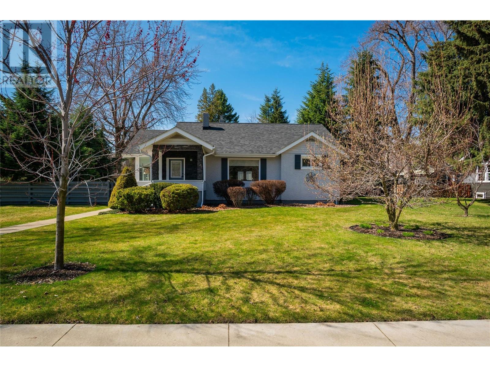 107 RITCHIE Avenue, Trail