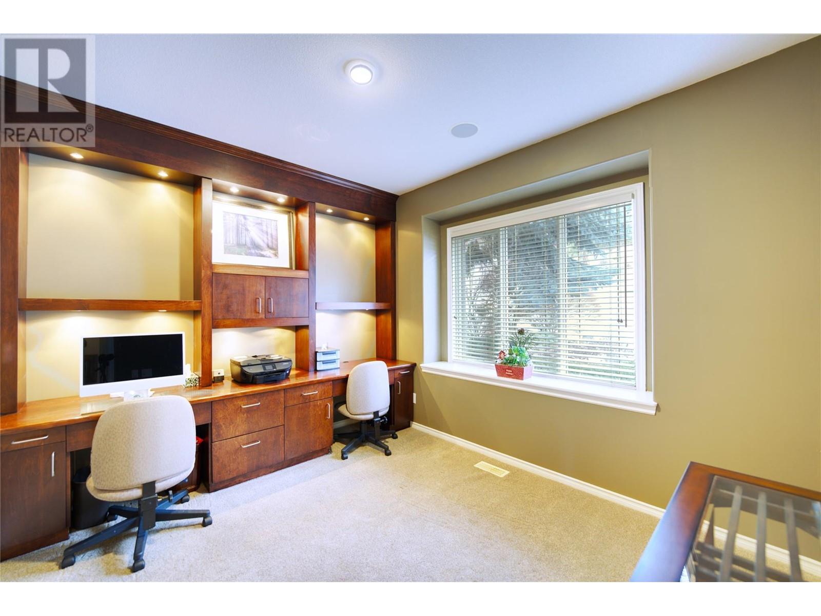  3905 Gallaghers Circle, Kelowna