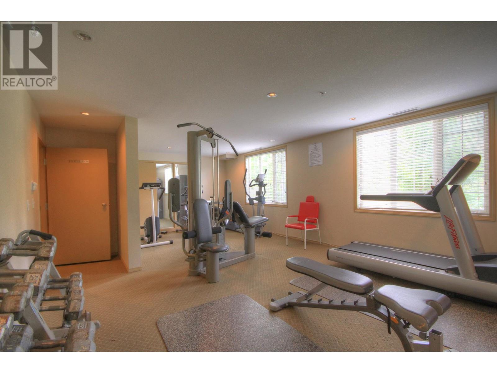 1305 1875 Country Club Drive, Kelowna