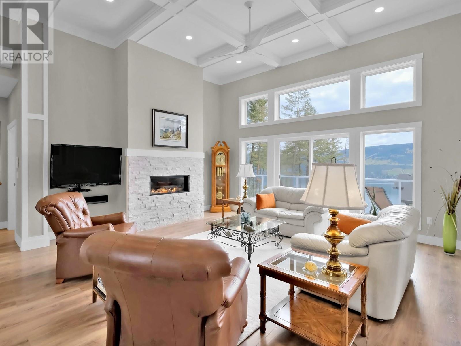  7255 Dunwaters Road, Kelowna