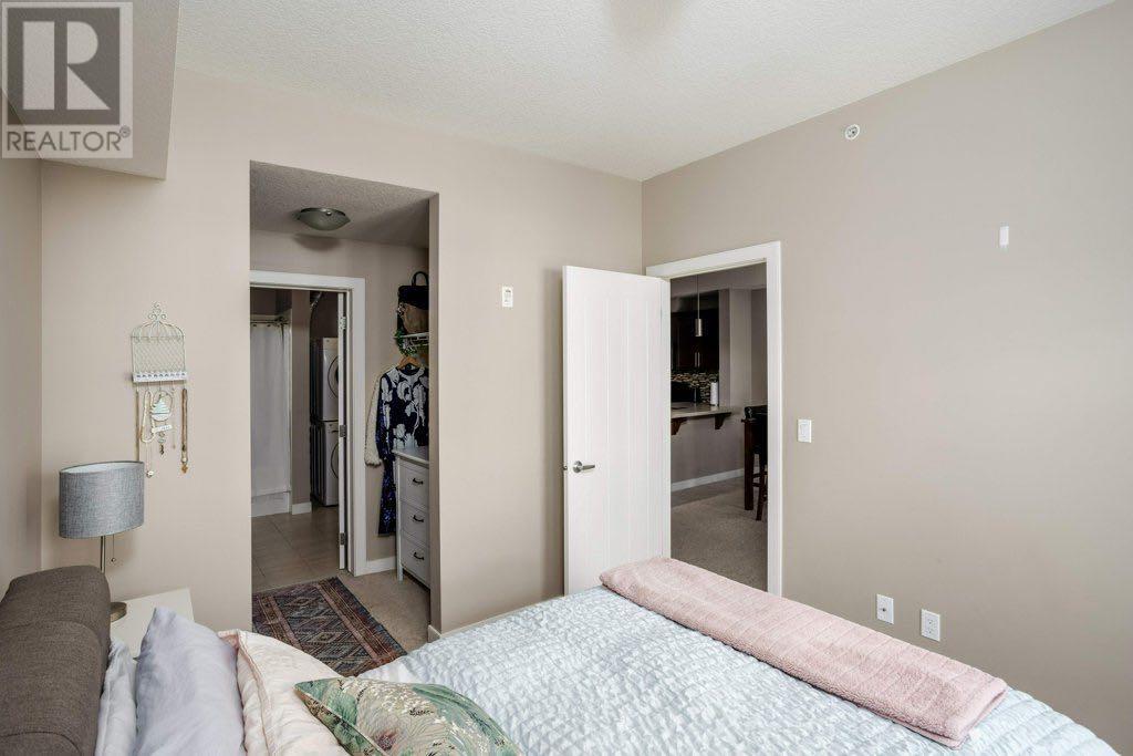 Single Family House for Sale in   Royal Oak Plaza NW Royal Oak Calgary 