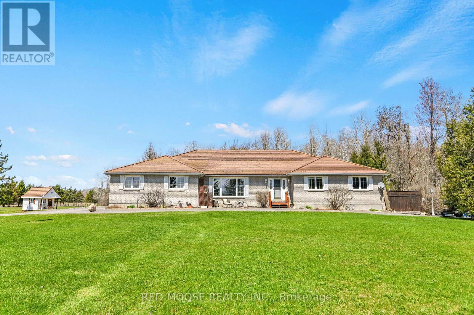 4+2 Custom Bungalow with Metal roof