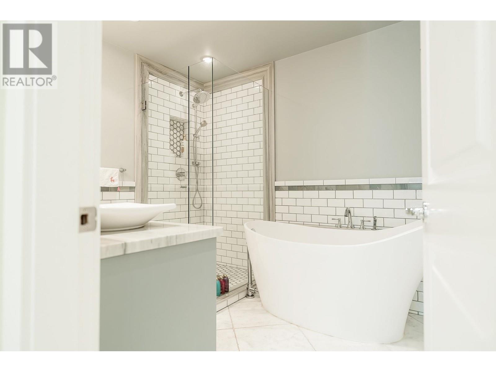 501 4685 VALLEY DRIVE, Vancouver