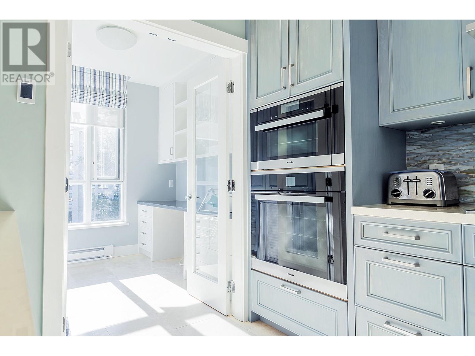 501 4685 VALLEY DRIVE, Vancouver