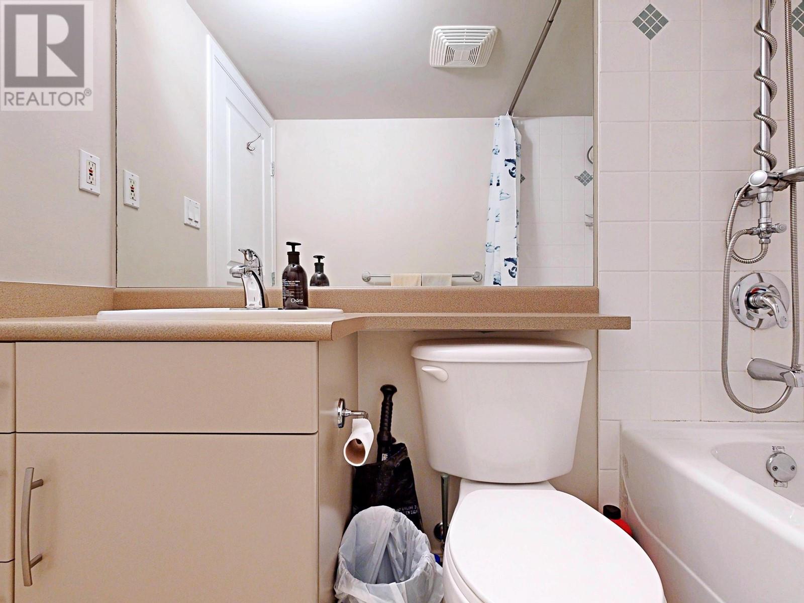 Photo 1 of 101 9298 University Crescent, Burnaby BC