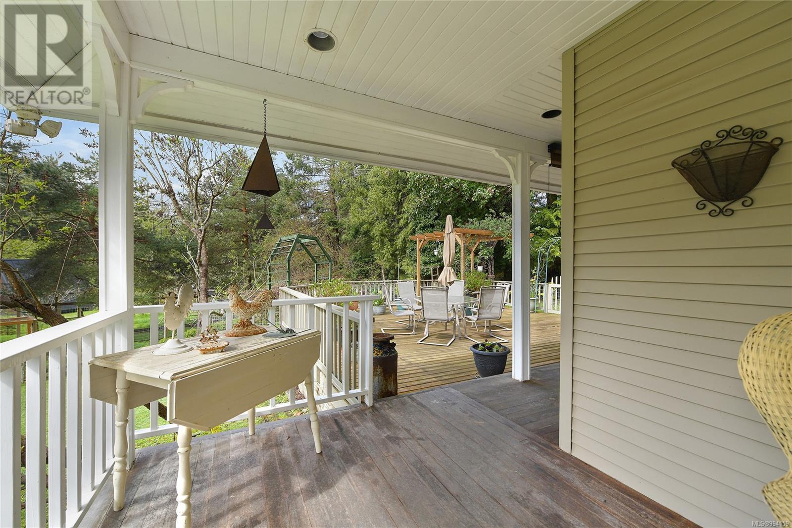  517 Sandy Hook Road, Mayne Island