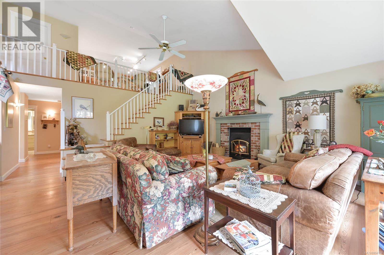  517 Sandy Hook Road, Mayne Island