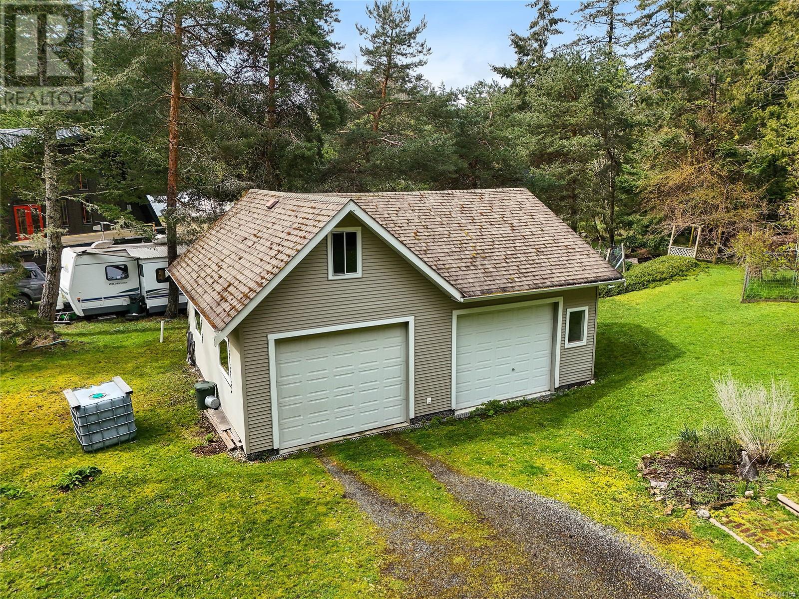  517 Sandy Hook Road, Mayne Island