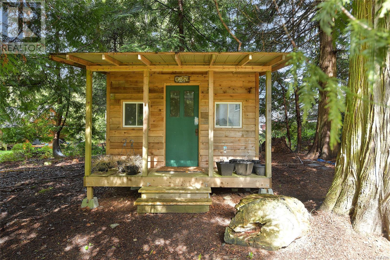  517 Sandy Hook Road, Mayne Island