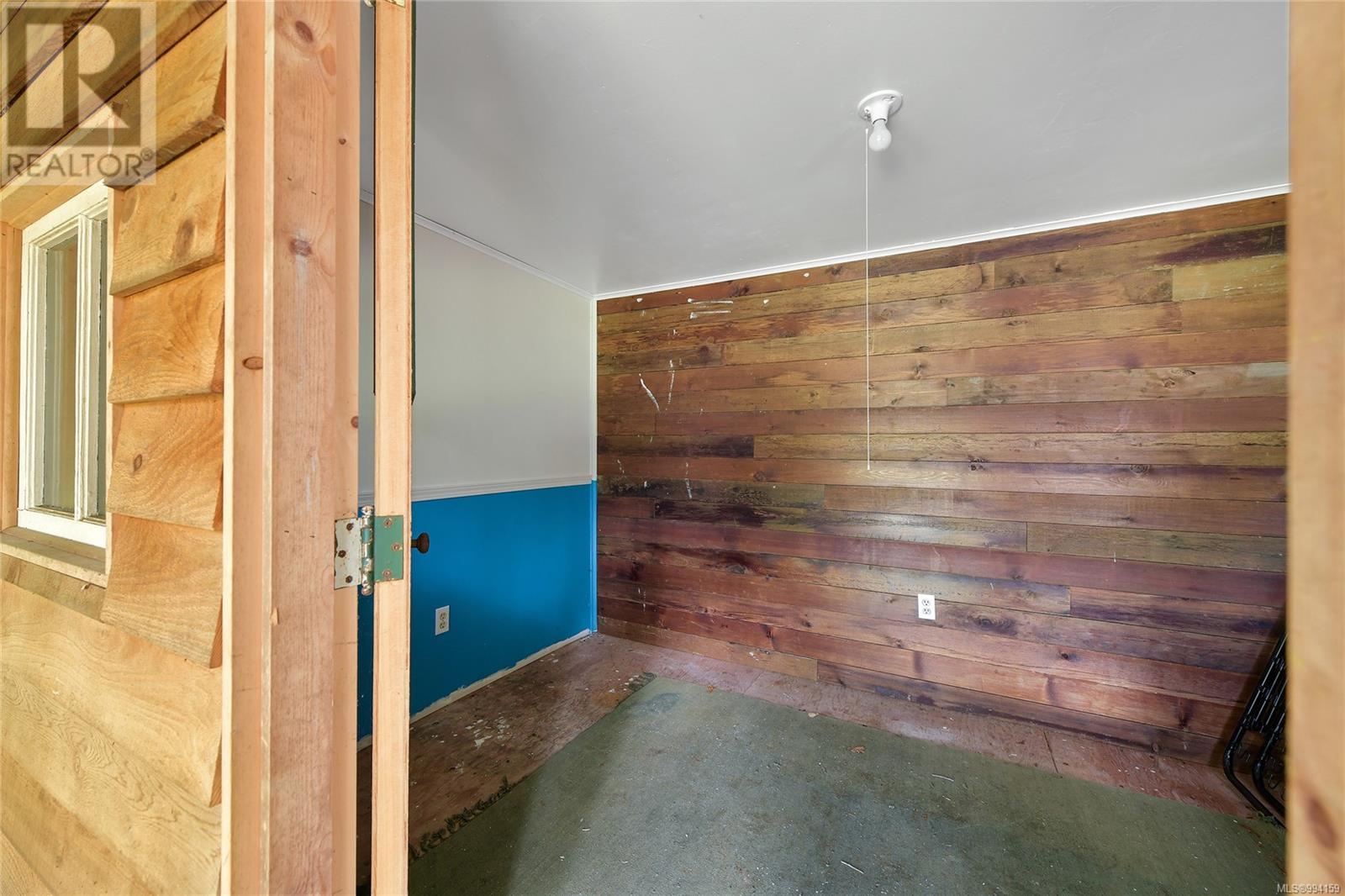  517 Sandy Hook Road, Mayne Island