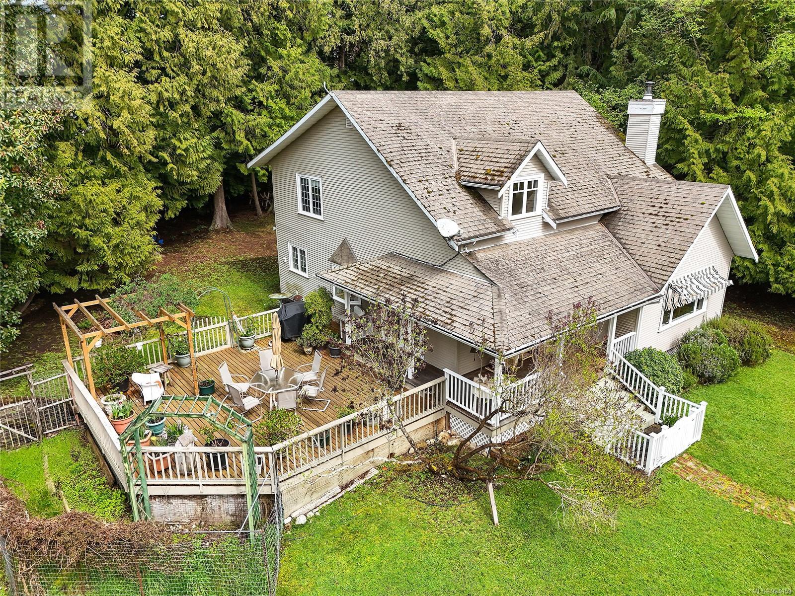  517 Sandy Hook Road, Mayne Island