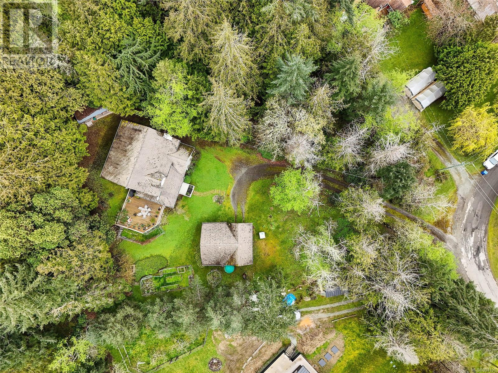  517 Sandy Hook Road, Mayne Island