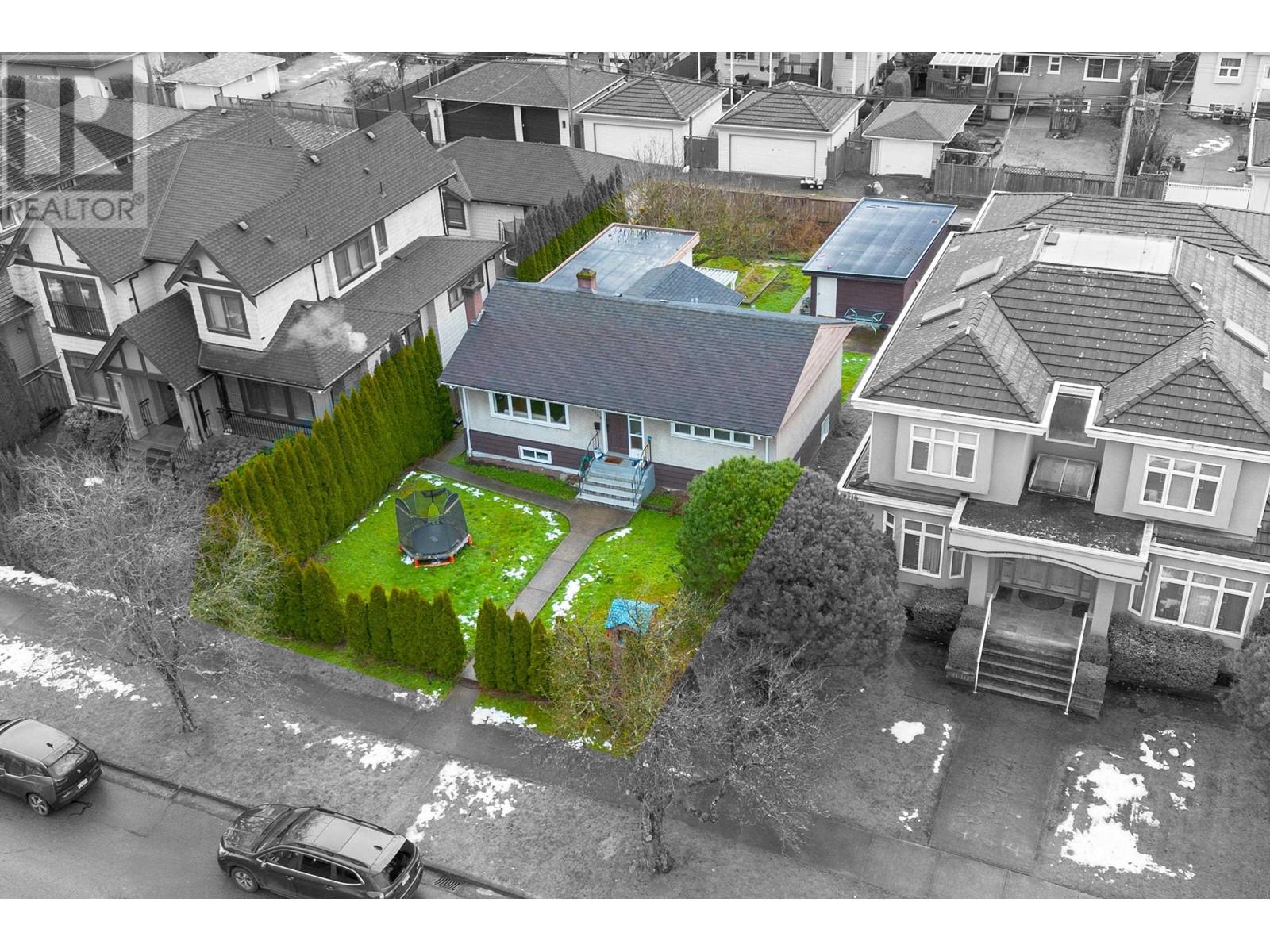 2348 OLIVER CRESCENT, Vancouver