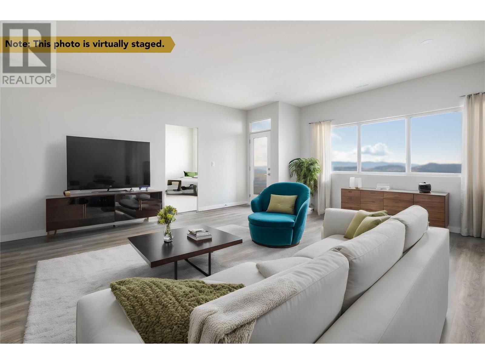 595 Vineyard Way N Unit# 9, Vernon