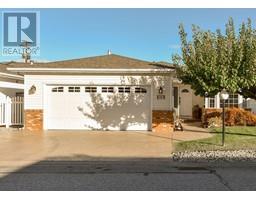 27 Kingfisher Drive, Penticton