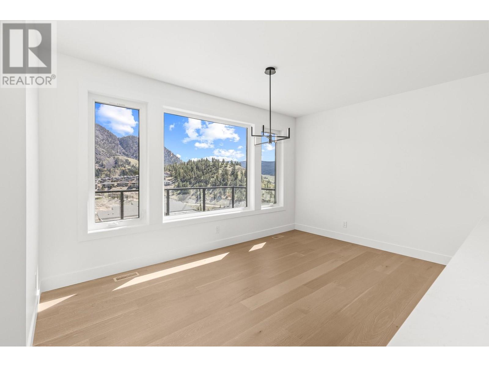  873 Melrose Street, Kelowna