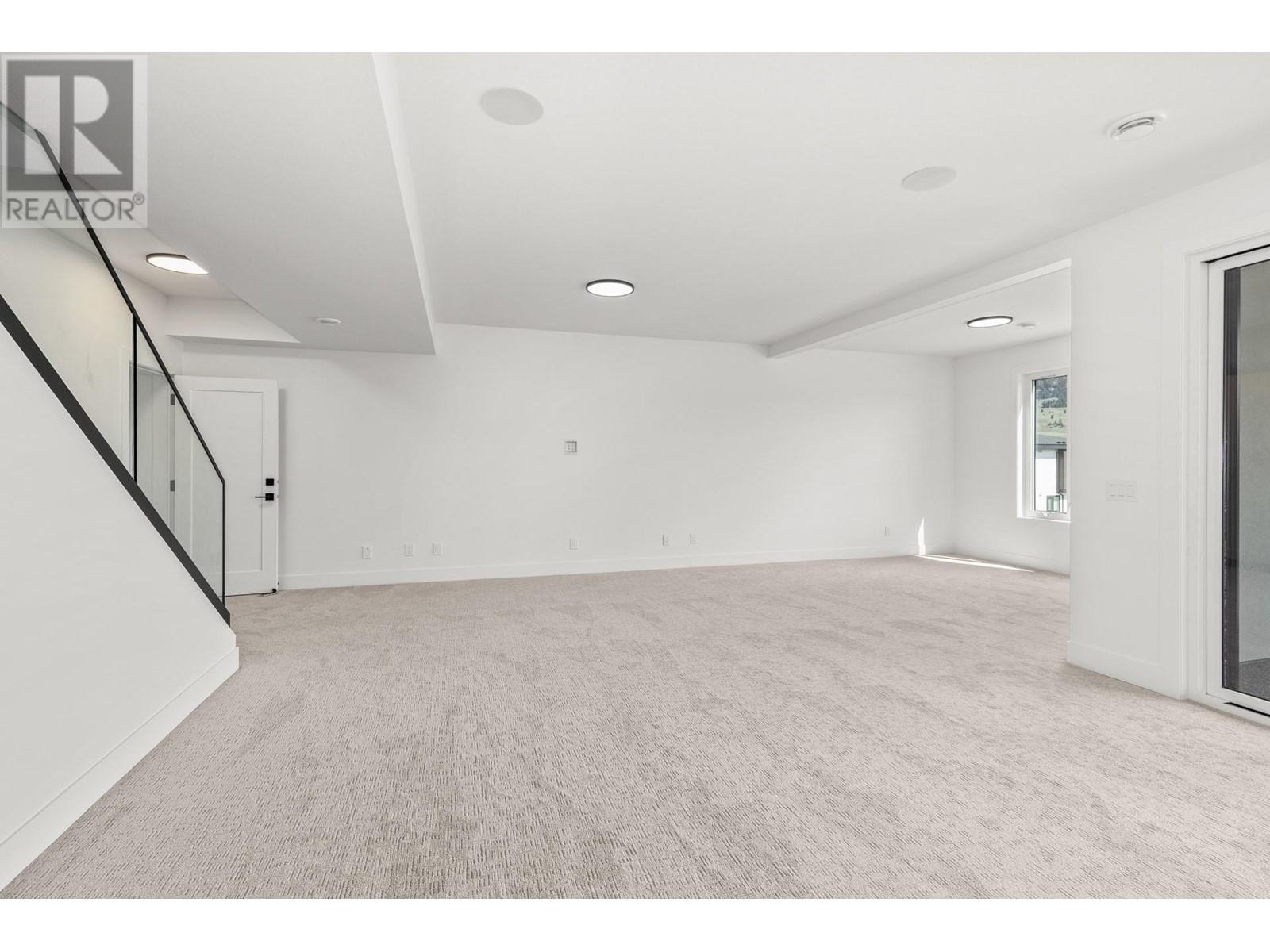  873 Melrose Street, Kelowna