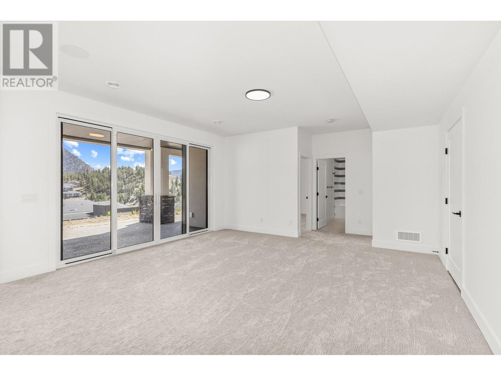  873 Melrose Street, Kelowna
