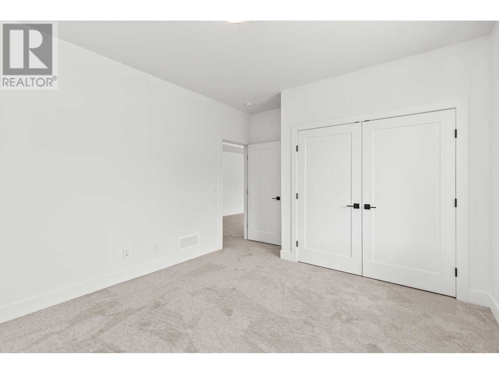  873 Melrose Street, Kelowna