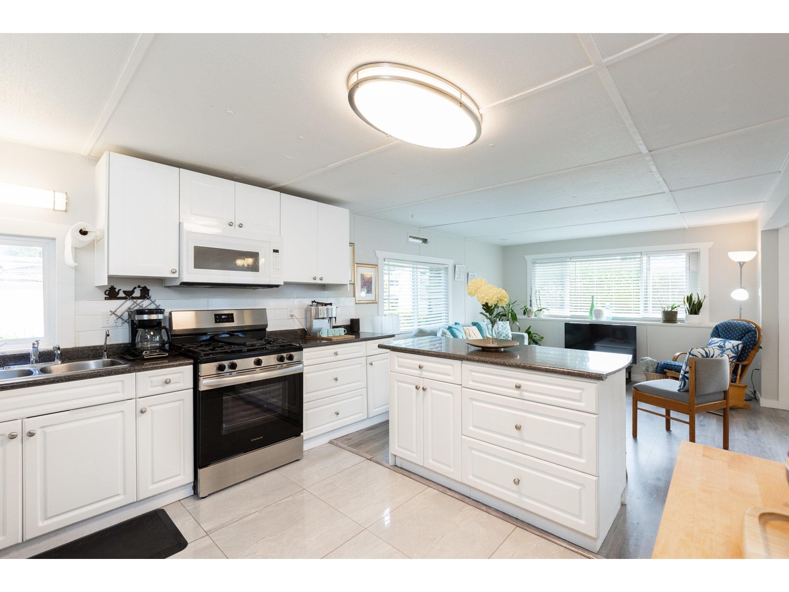 38 20071 24 AVENUE, Langley