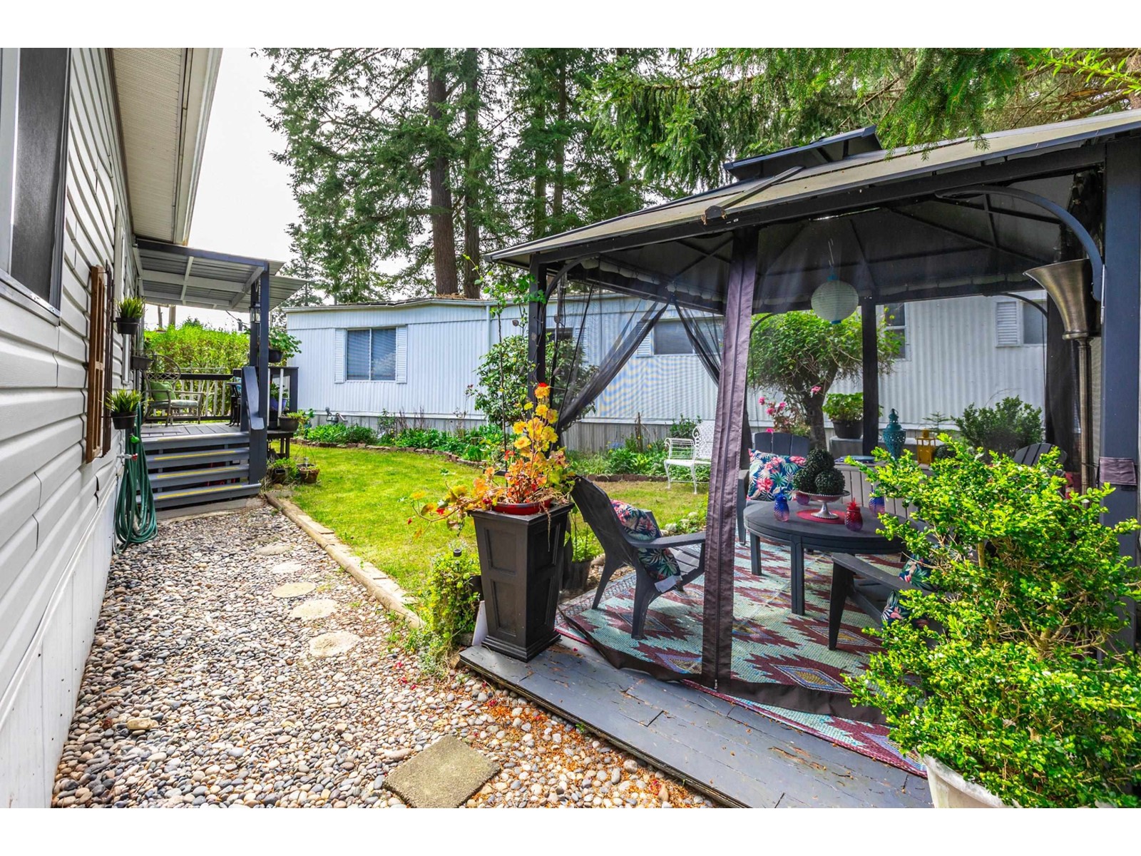 38 20071 24 AVENUE, Langley