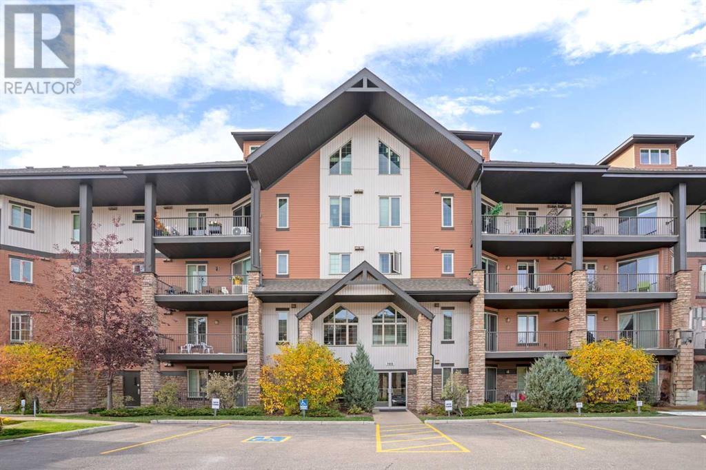 15 Sunset Square, Cochrane
