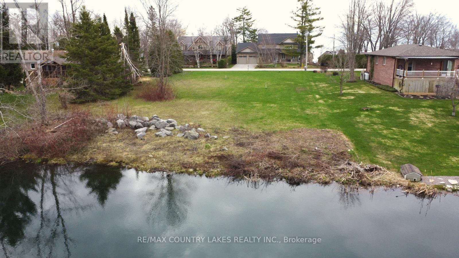 Photo 3 of 36 Southview Dr R R 3 Brechin Drive S, Ramara ON