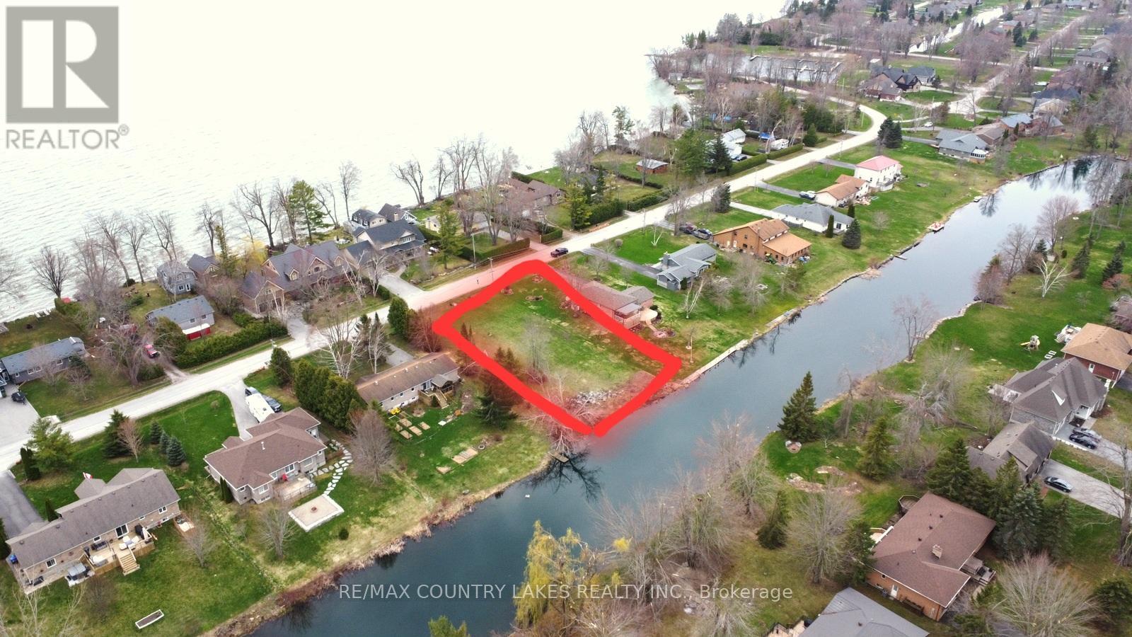 Photo 2 of 36 Southview Dr R R 3 Brechin Drive S, Ramara ON