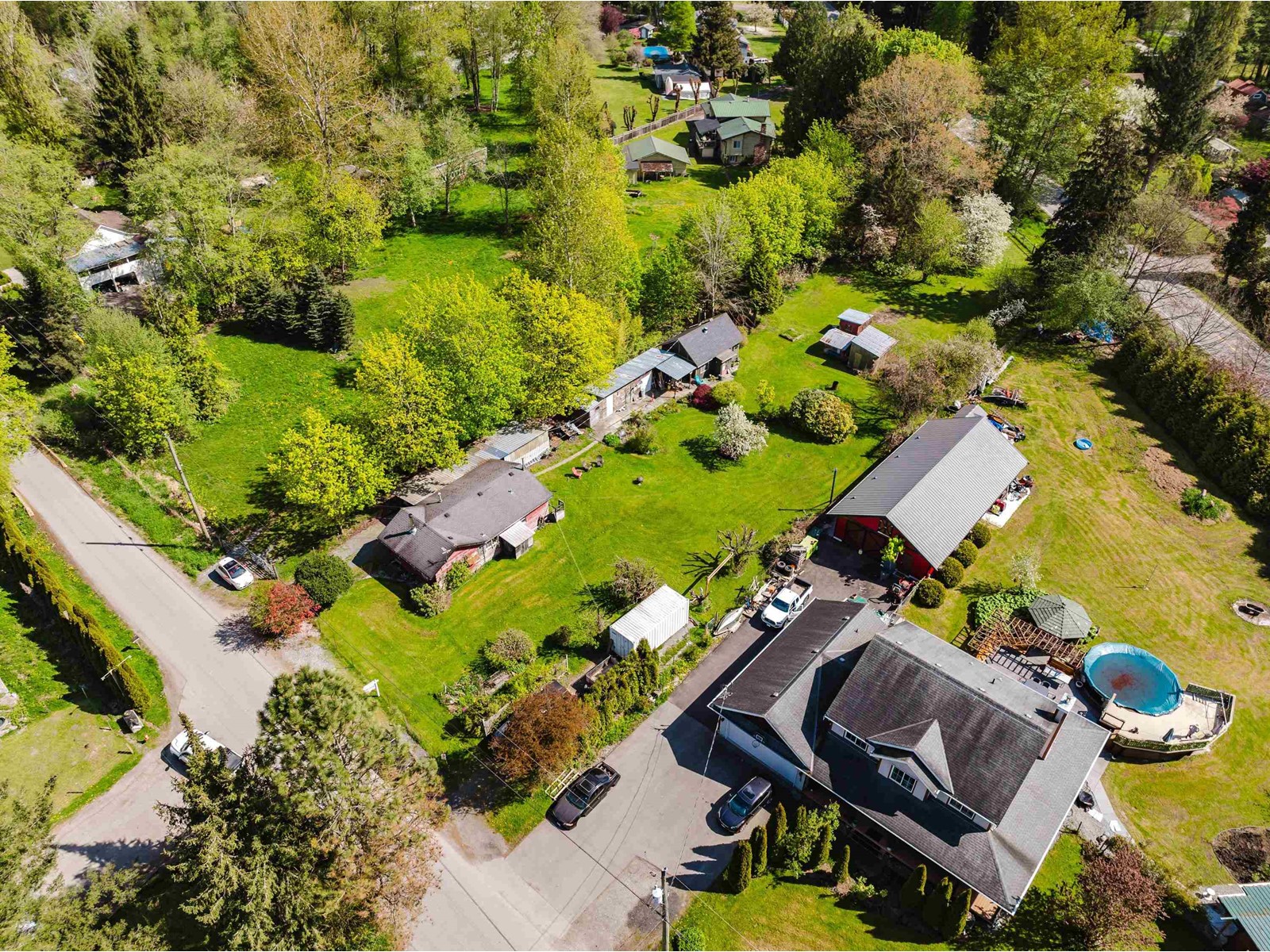 Photo 11 of 8624 187 Street, Surrey BC
