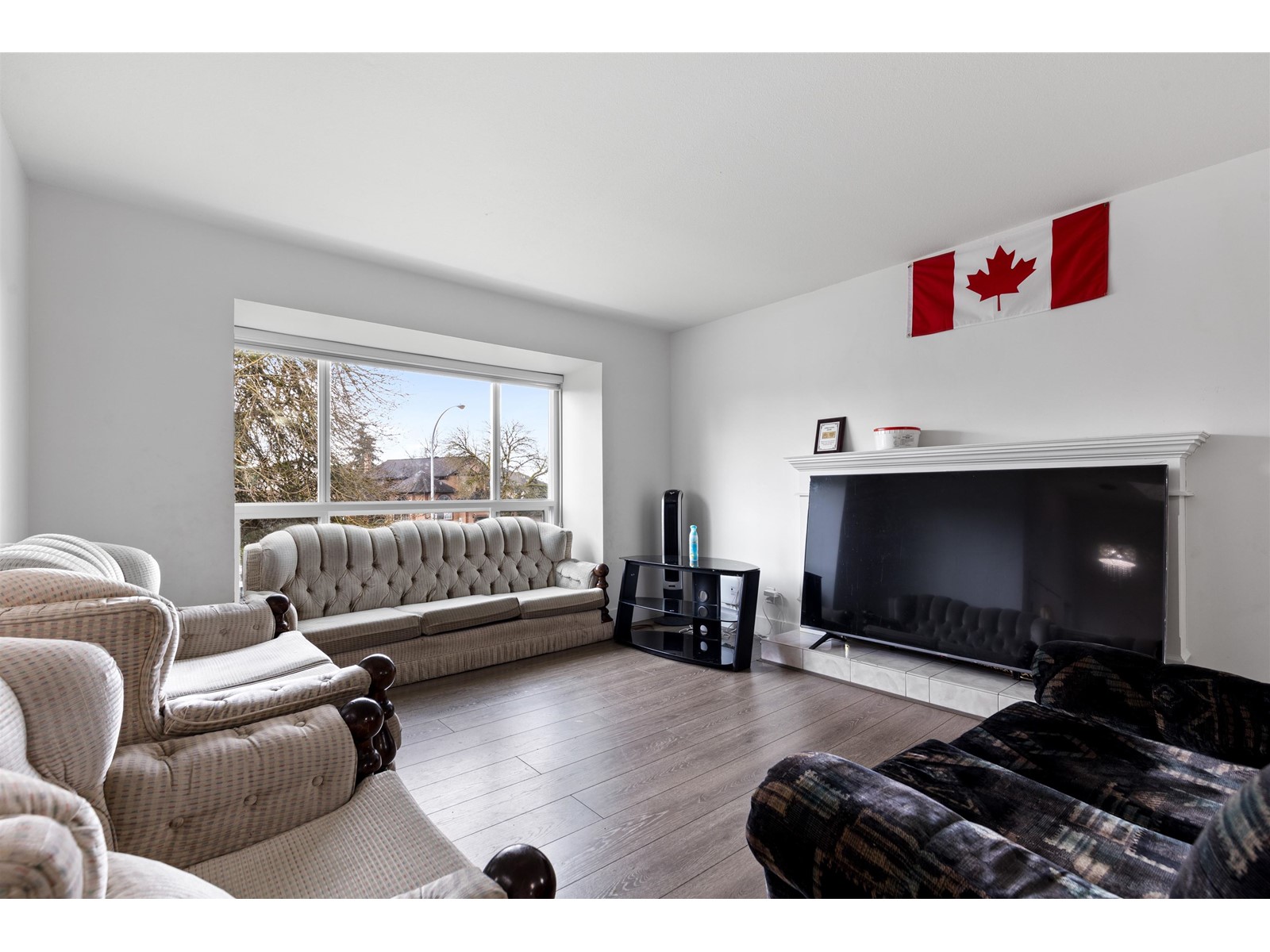 Photo 5 of 14269 89 A Avenue, Surrey BC