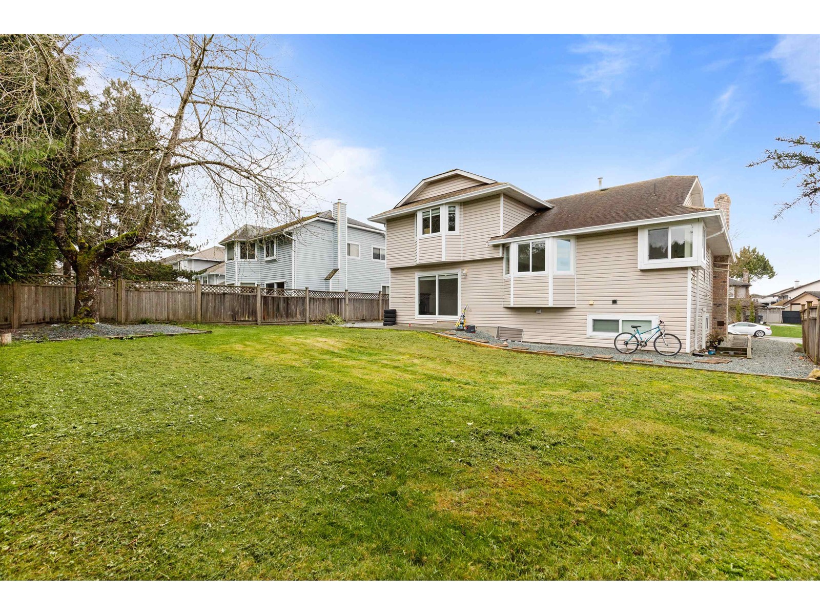 Photo 22 of 14269 89 A Avenue, Surrey BC