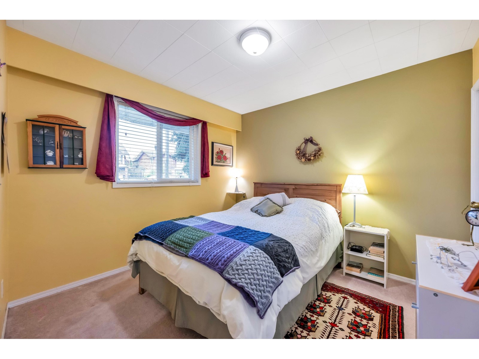 1320 KENT STREET, White Rock real estate listing R2996746