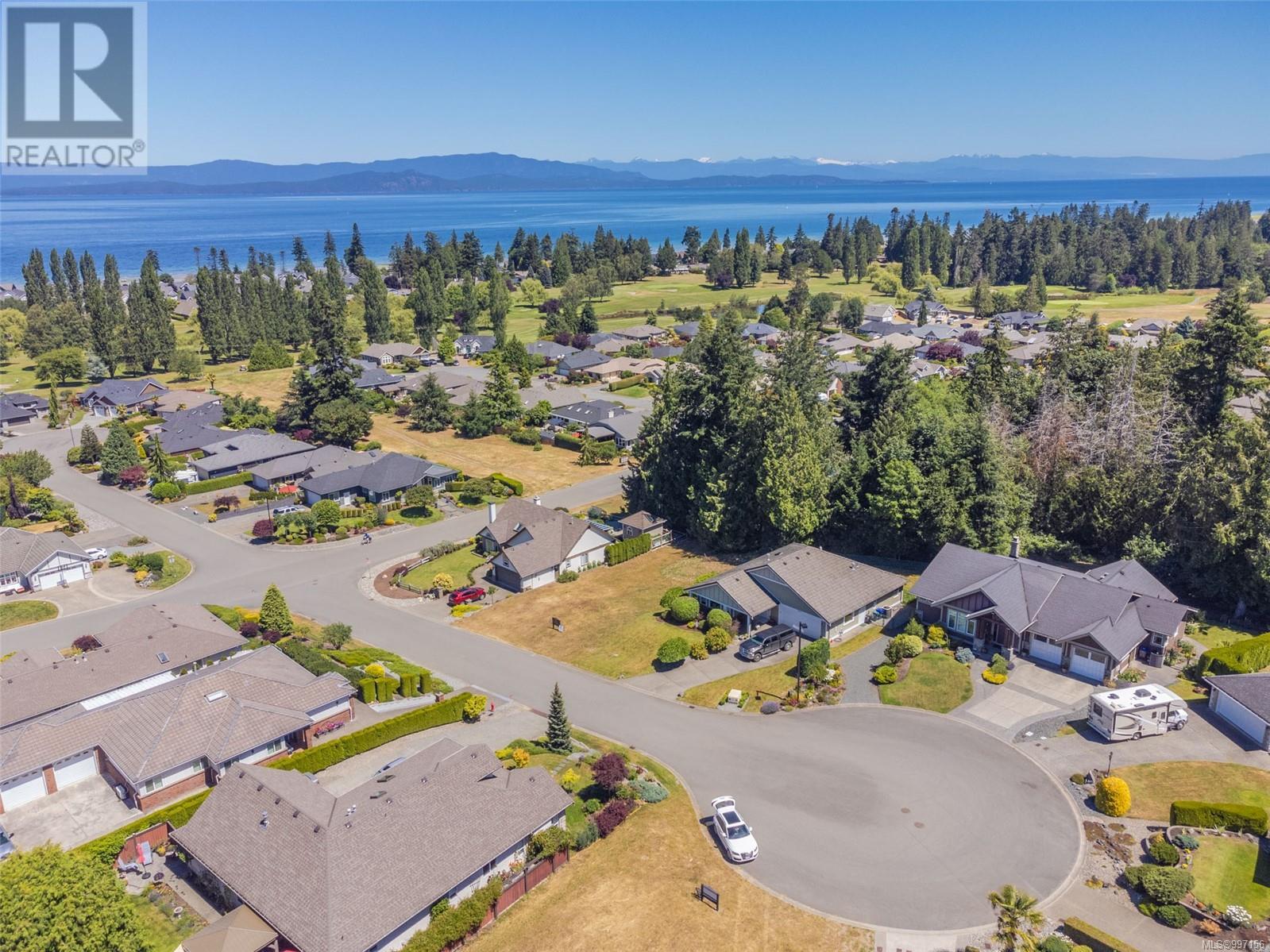 530 Sandwedge Close, Qualicum Beach