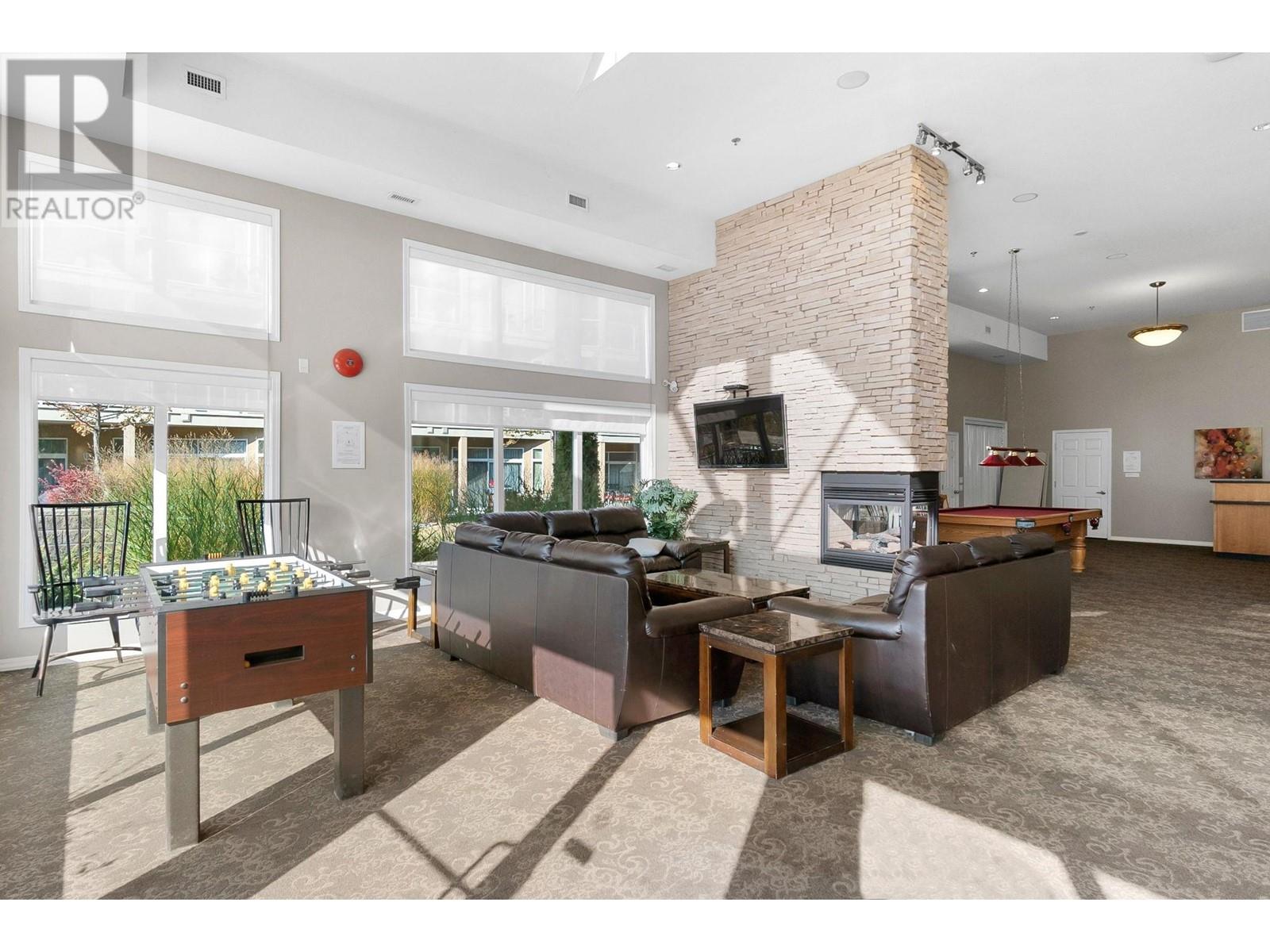 442 1088 Sunset Drive, Kelowna